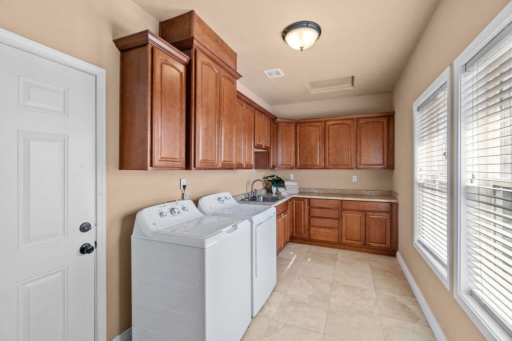 67350 Gist Road Bend, OR 97703 - Photo 23 of 61 RileyVisualsa-31