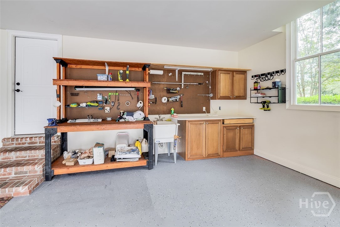 195 Spanton Crescent Pooler, GA 31322 - Photo 55 of 70 GArage Work Station