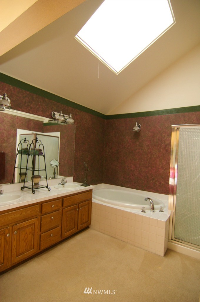 24207 25th Avenue Southeast Bothell, WA 98021 - Photo 11 of 16