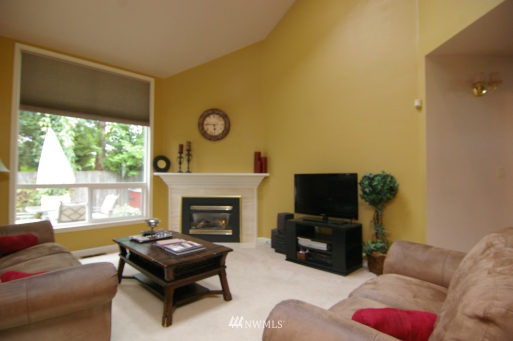 24207 25th Avenue Southeast Bothell, WA 98021 - Photo 10 of 16