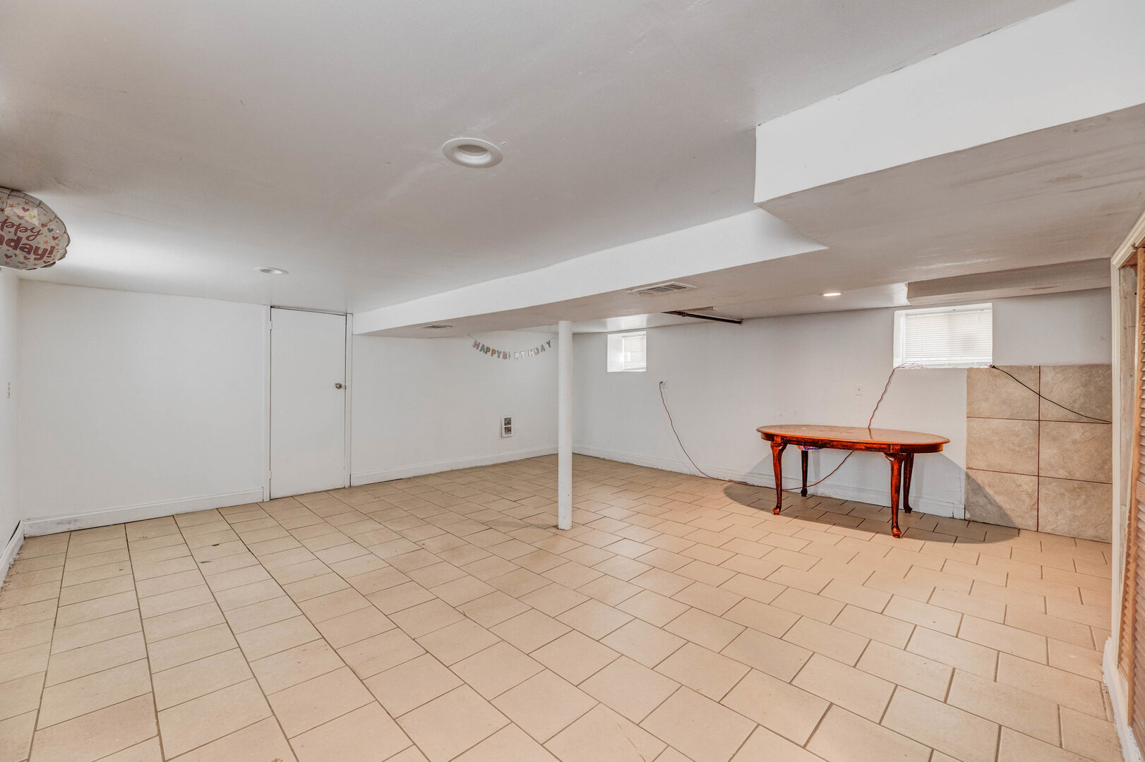 2208 West 54th Place Chicago, IL 60609 - Photo 13 of 18 a view of an empty room