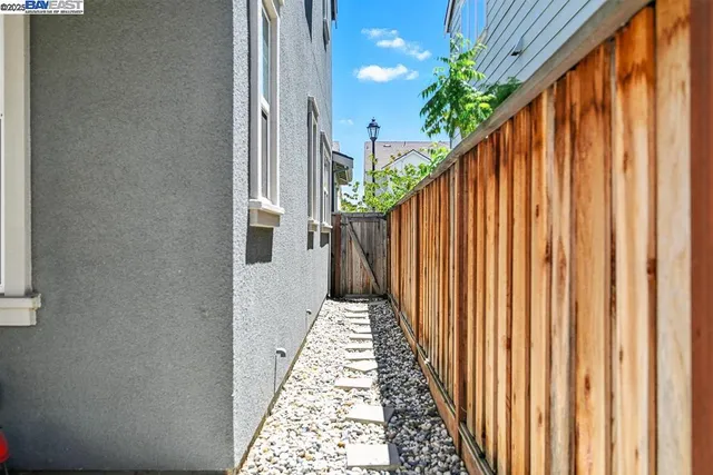 $1,880,000 | 2100 Carbondale Circle, Dublin, CA 94568