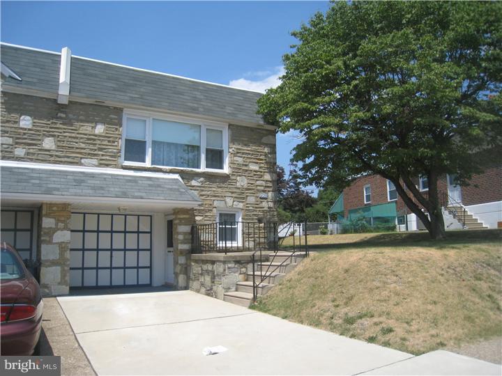 2907 Gelena Road Philadelphia, PA 19152 - Photo 2 of 17 Gallery Image 2