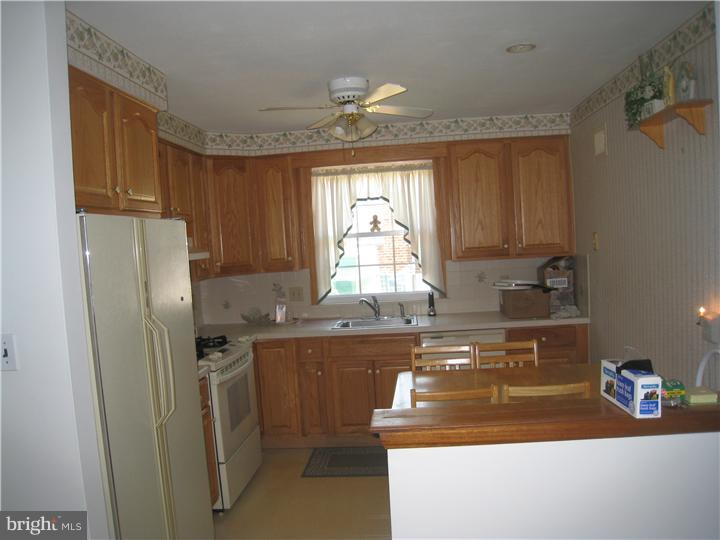 2907 Gelena Road Philadelphia, PA 19152 - Photo 5 of 17 Gallery Image 5