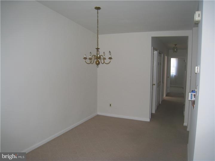 2907 Gelena Road Philadelphia, PA 19152 - Photo 6 of 17 Gallery Image 6