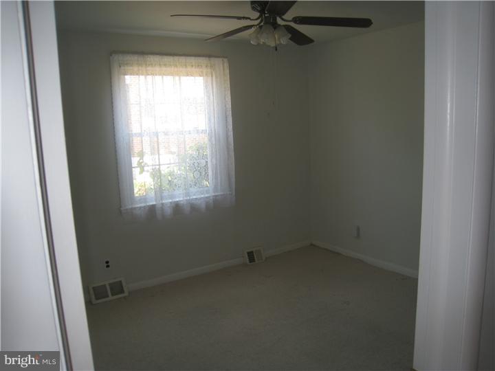 2907 Gelena Road Philadelphia, PA 19152 - Photo 8 of 17 Gallery Image 8