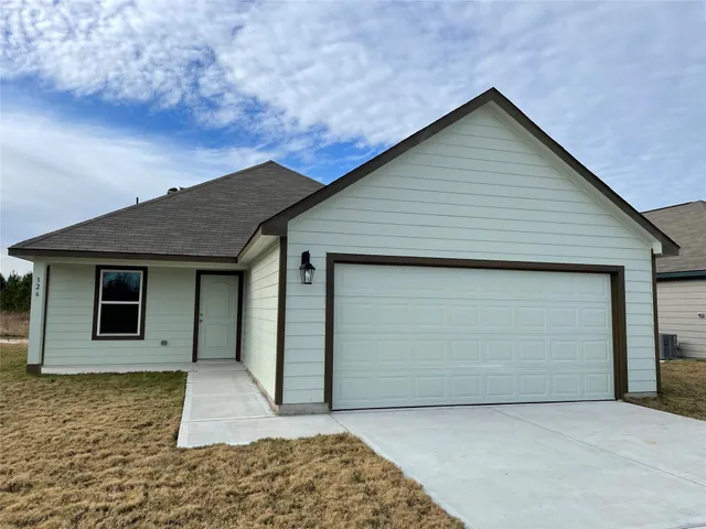 $1,300 | 326 Road 5138 Cleveland Tx 77327, Cleveland, TX 77327