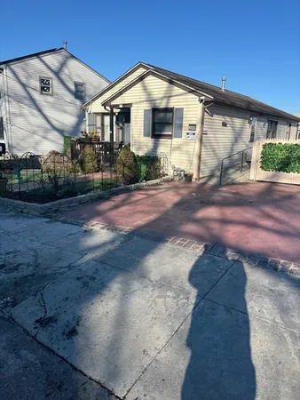 $475,000 | 200 Crescent Street, Fall River, MA 02720