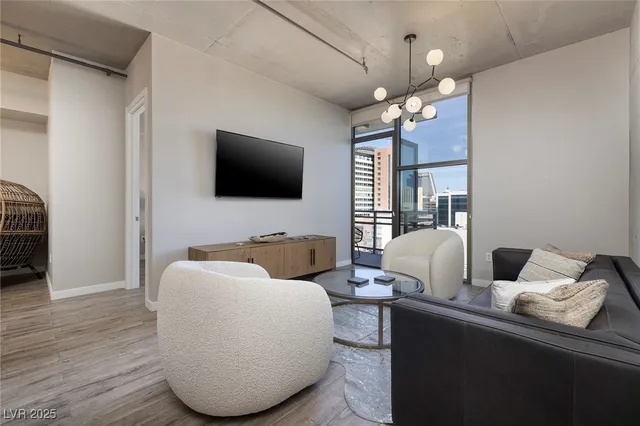 $3,000 | 353 East Bonneville Avenue, Unit 1006, Las Vegas, NV 89101