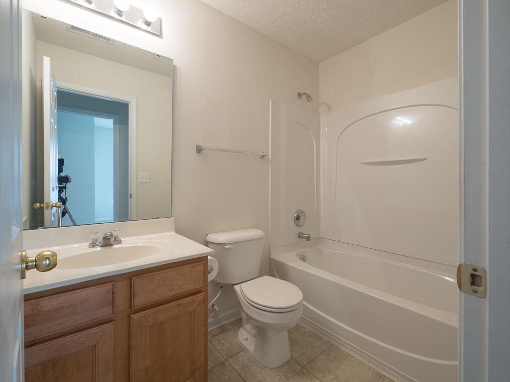 319 Edenton Road Goose Creek, SC 29445 - Photo 21 of 24 bath2