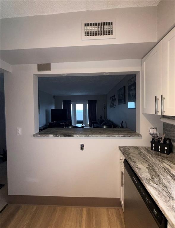 520 Washington Road, Unit 806 Pittsburgh, PA 15228 - Photo 5 of 20