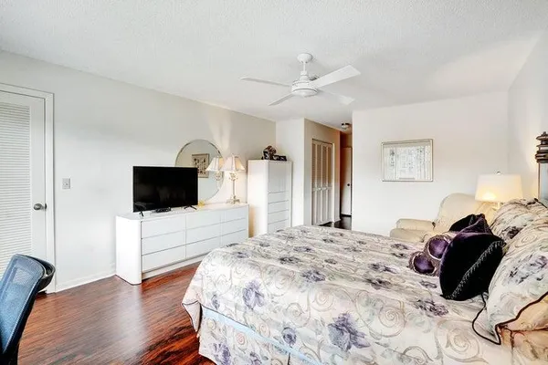 $29,899 | 14 Westgate Lane, Unit D, Boynton Beach, FL 33436