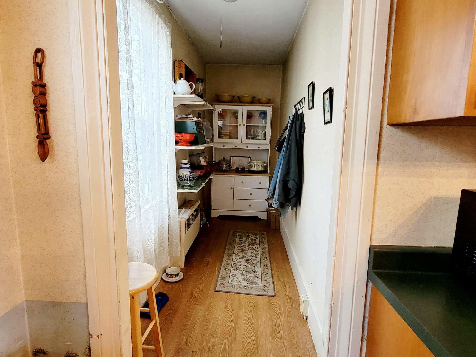124 Warren Street Bangor, ME 04401 - Photo 6 of 26 received_471278983992248