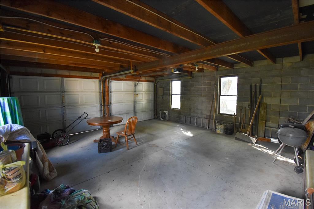 719 Bunker Hill Road Staunton, IL 62088 - Photo 23 of 30