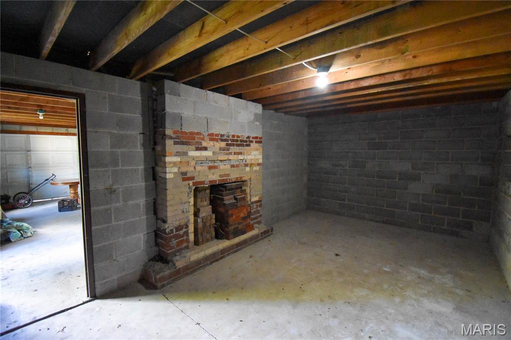 719 Bunker Hill Road Staunton, IL 62088 - Photo 26 of 30