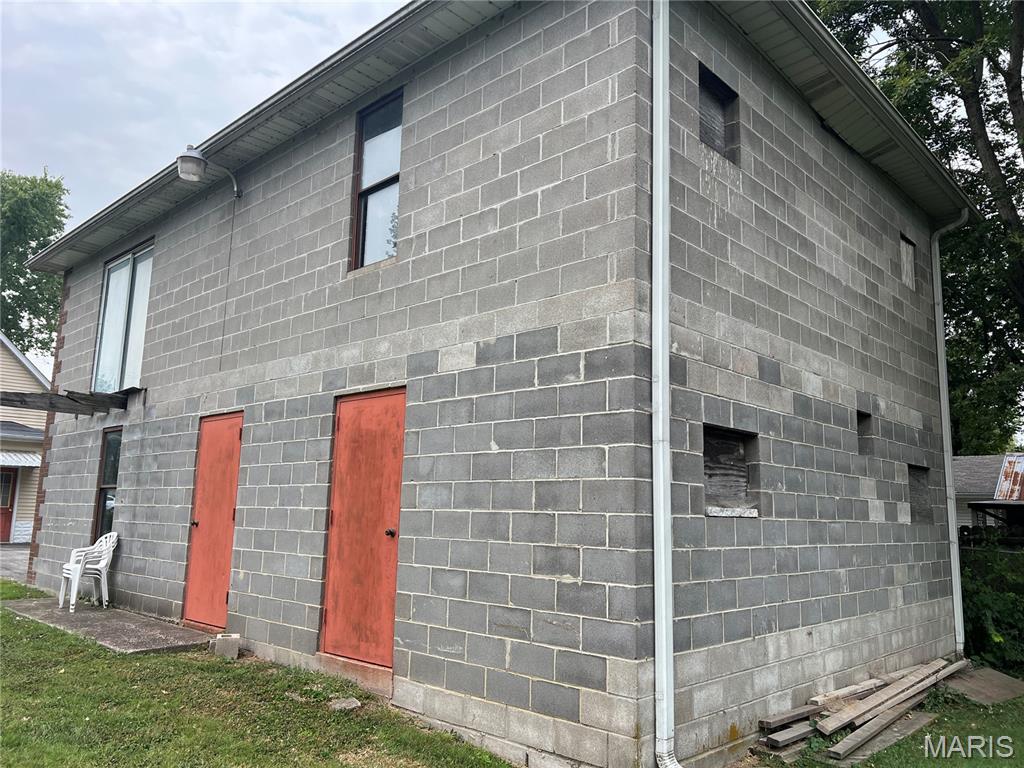 719 Bunker Hill Road Staunton, IL 62088 - Photo 27 of 30