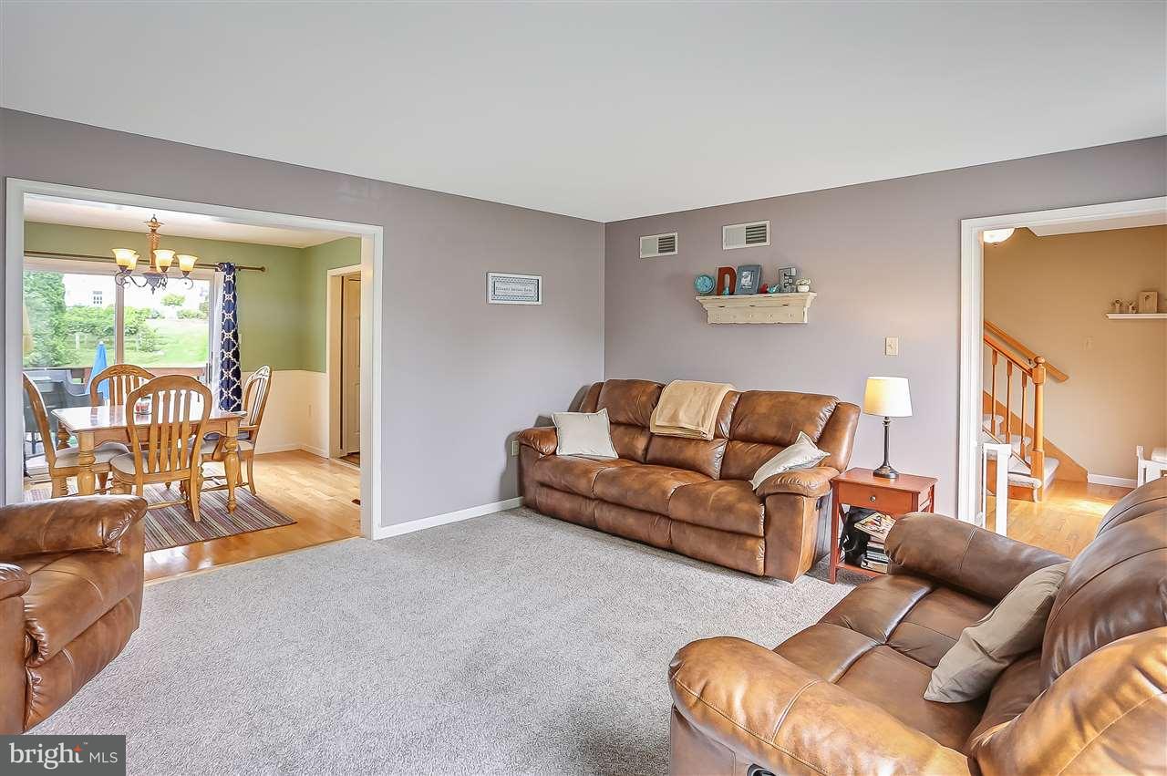 20 Wetherburn Road Enola, PA 17025 - Photo 2 of 25 Gallery Image 2