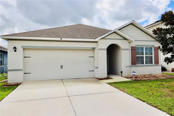 $295,990 | 3108 Country Club Circle, Winter Haven, FL 33881