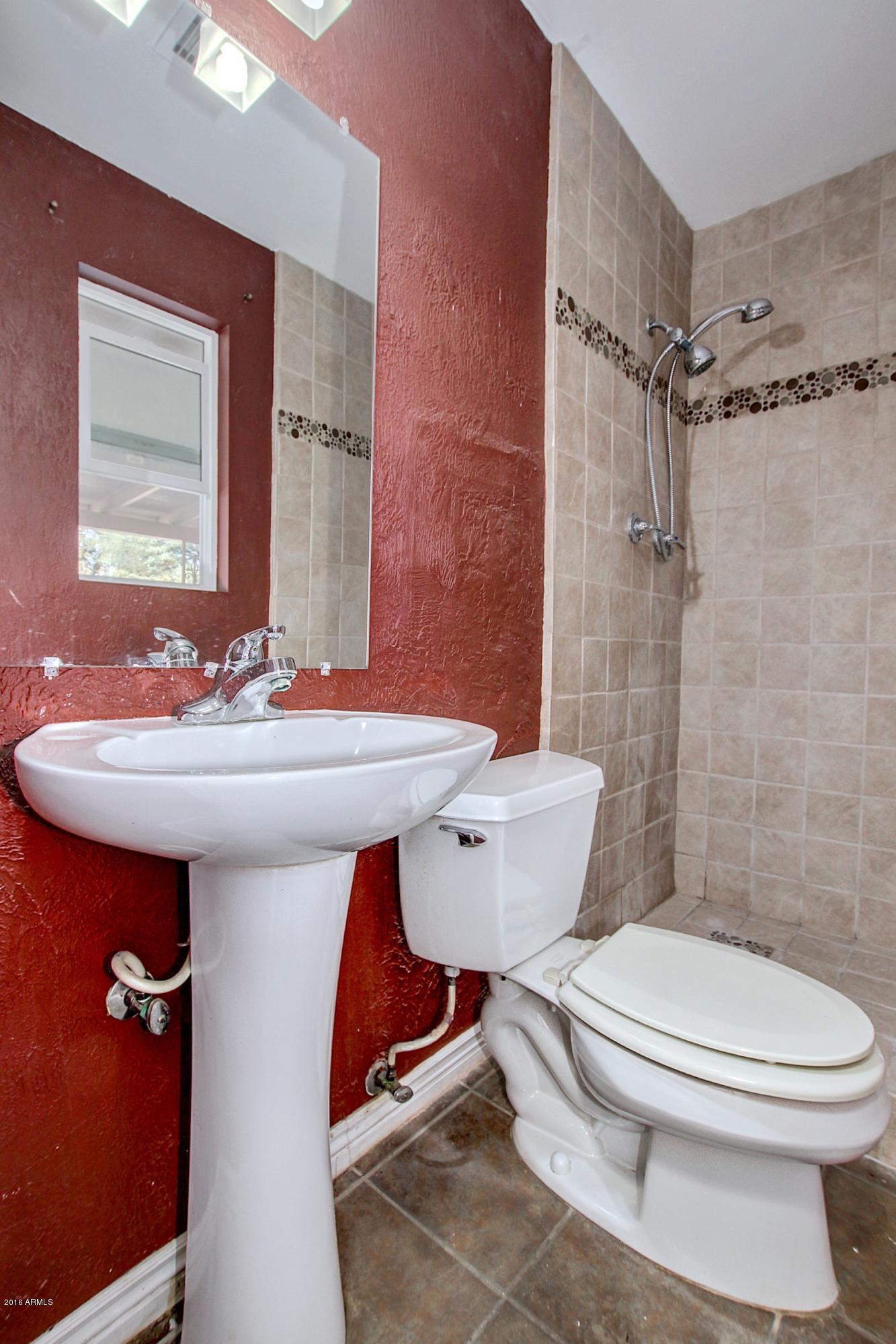 3108 East Cheery Lynn Road Phoenix, AZ 85016 - Photo 11 of 20 Bath 1