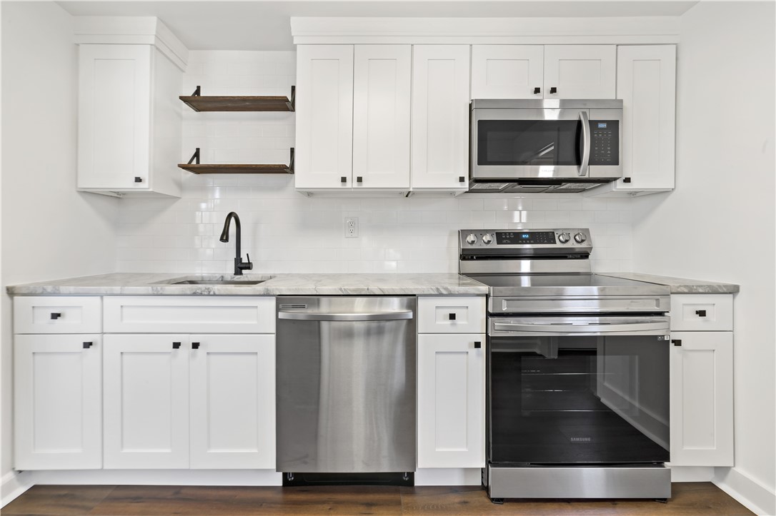 94 Fales Road Bristol, RI 02809 - Photo 11 of 38