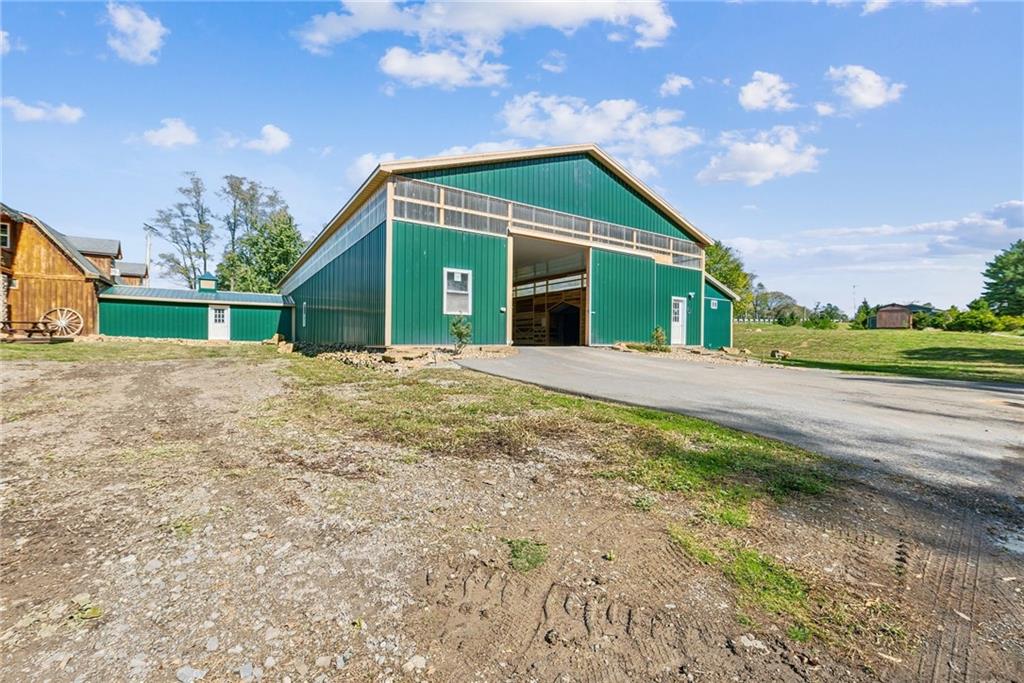 234 Beatty County Road Latrobe, PA 15650 - Photo 11 of 50