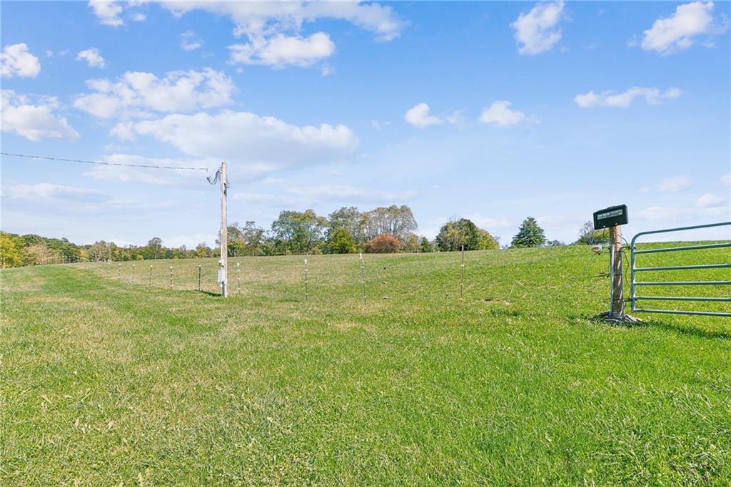 234 Beatty County Road Latrobe, PA 15650 - Photo 6 of 50