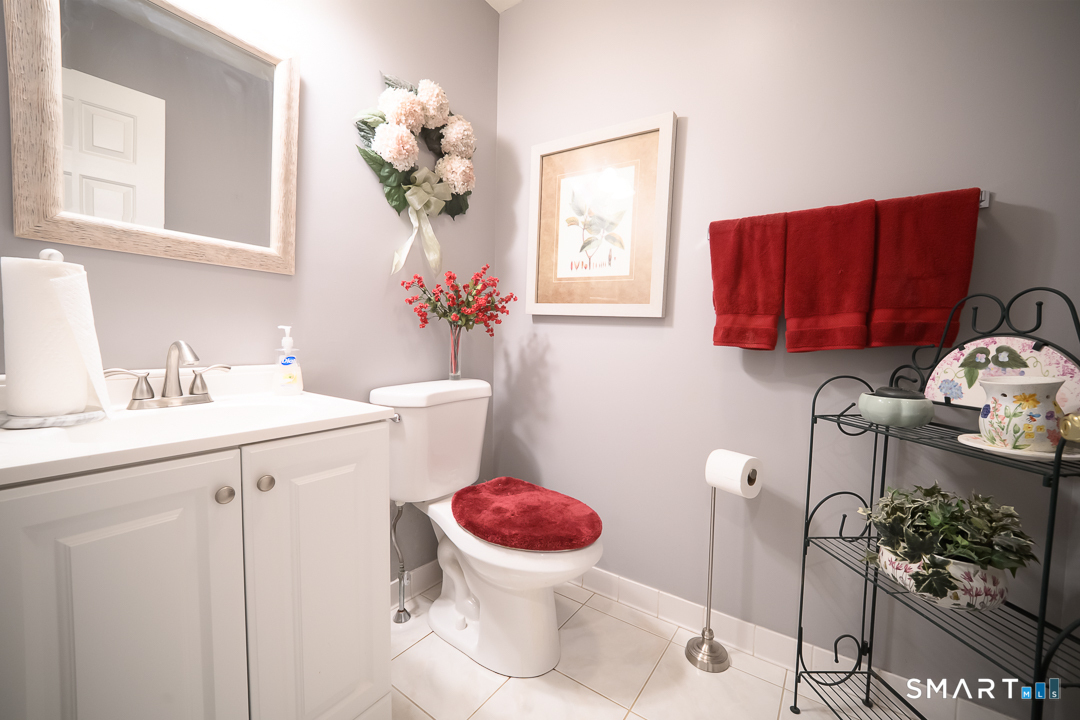 4 Kimberwick Court, Unit 4 Middlebury, CT 06762 - Photo 25 of 31