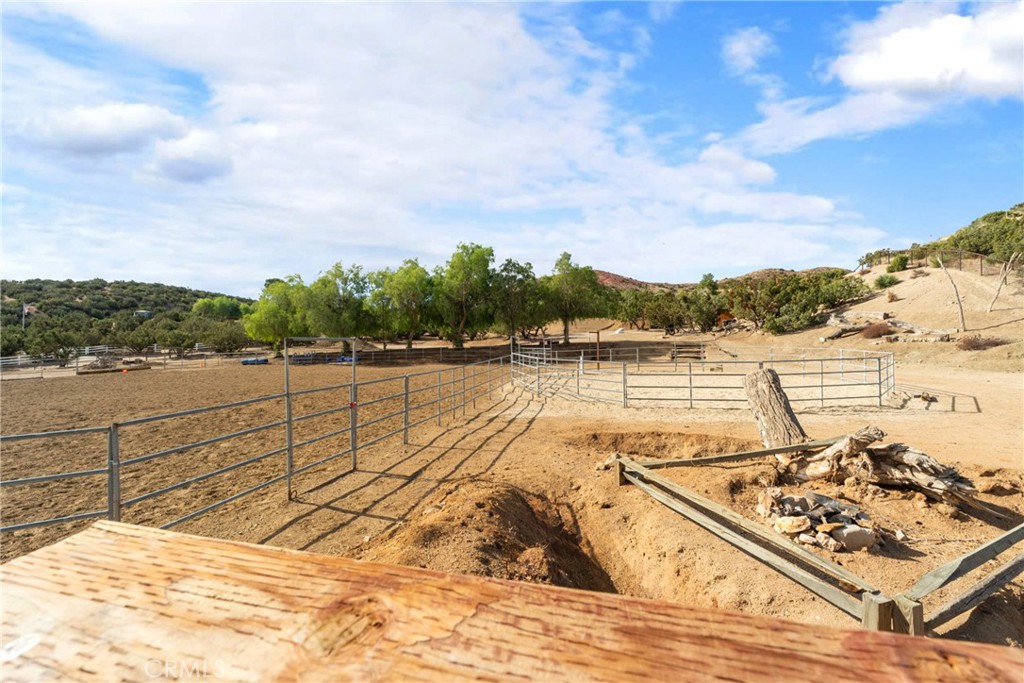 6535 Juniper Crest Road Agua Dulce, CA 91390 - Photo 67 of 70