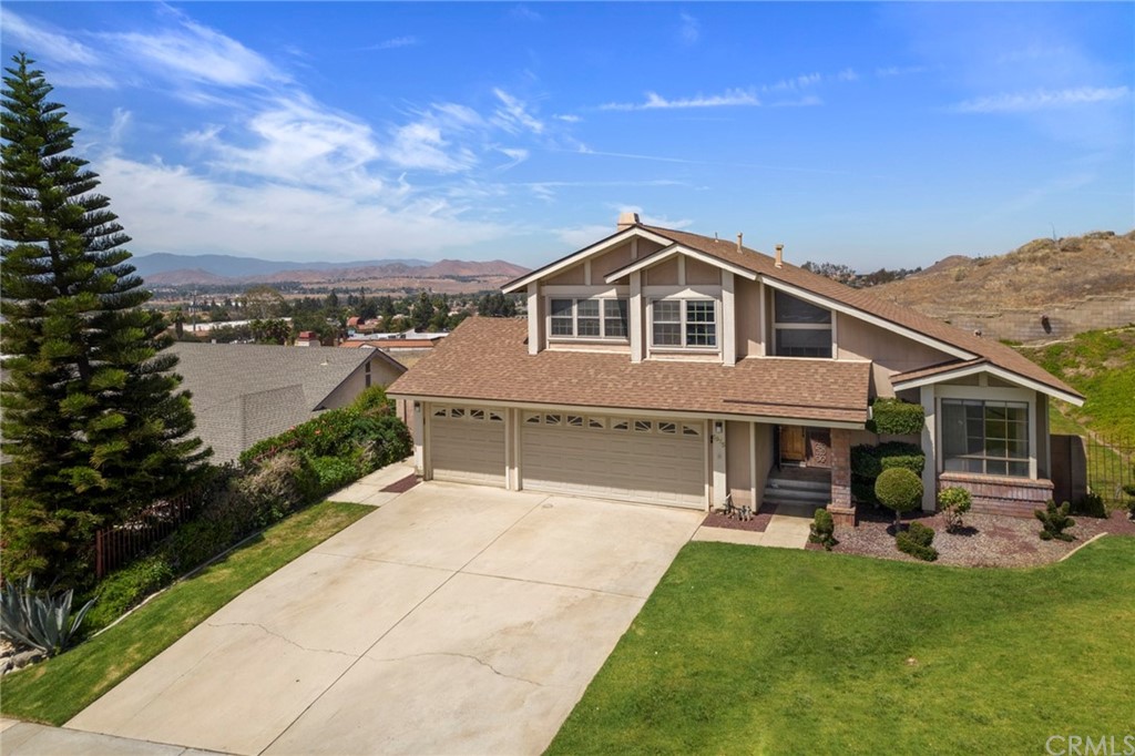 5975 Helmcrest Drive Riverside, CA 92509 - Photo 4 of 30