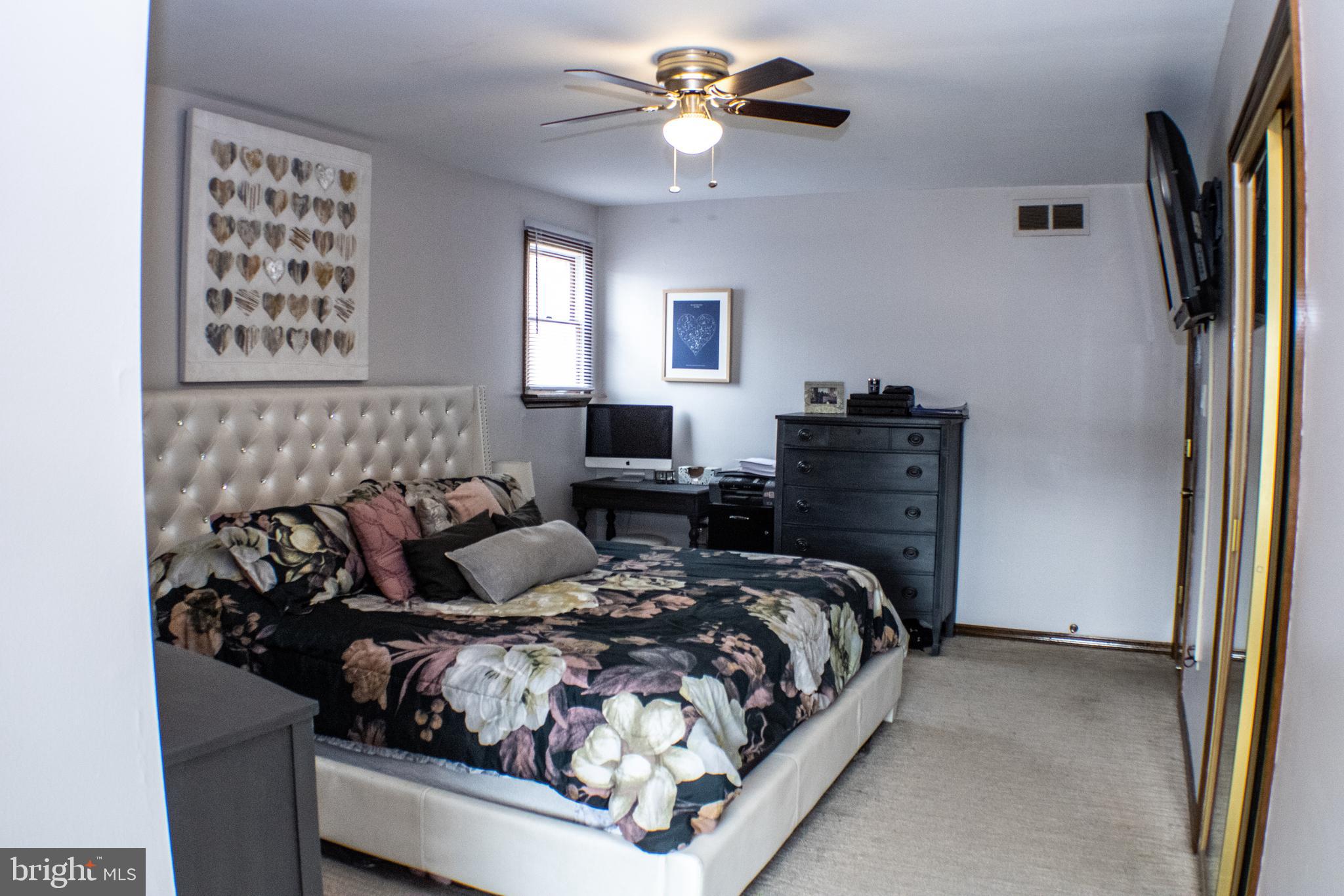 34 Battles Road Williamstown, NJ 08094 - Photo 54 of 91 Owner bedroom