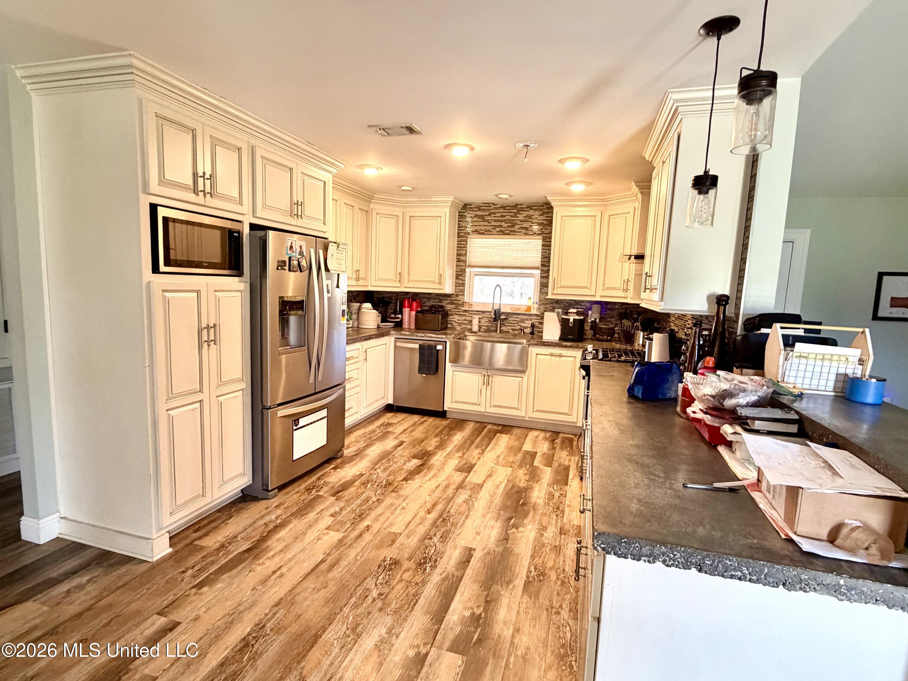 13921 Jim Ramsay Road Vancleave, MS 39565 - Photo 14 of 26 IMG_3413