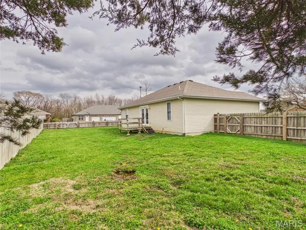 $215,000 | 1117 Apple Lane, Lebanon, MO 65536