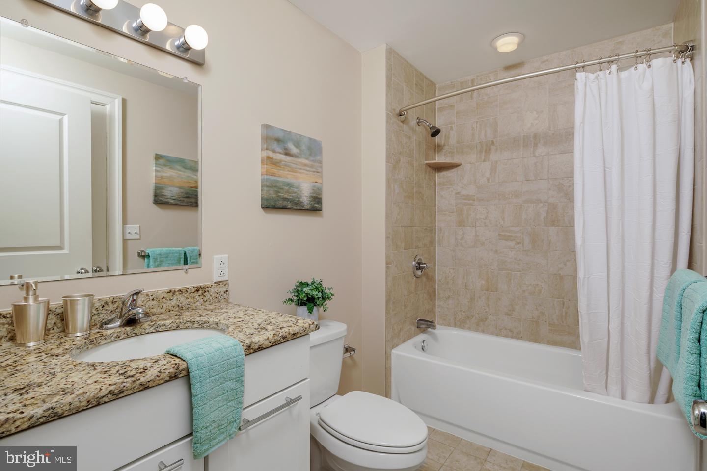 1501 Locust Street, Unit 701 Philadelphia, PA 19102 - Photo 14 of 20