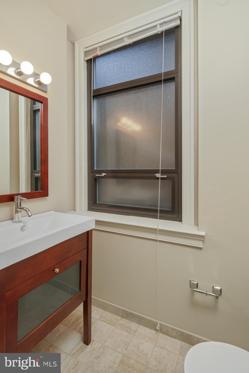 1501 Locust Street, Unit 701 Philadelphia, PA 19102 - Photo 18 of 20