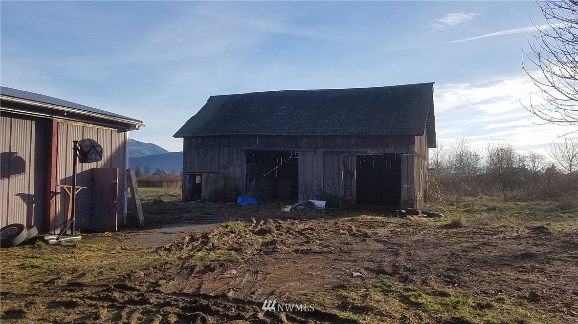 21892 Ratchford Road Sedro-Woolley, WA 98284 - Photo 8 of 9 Gallery Image 8