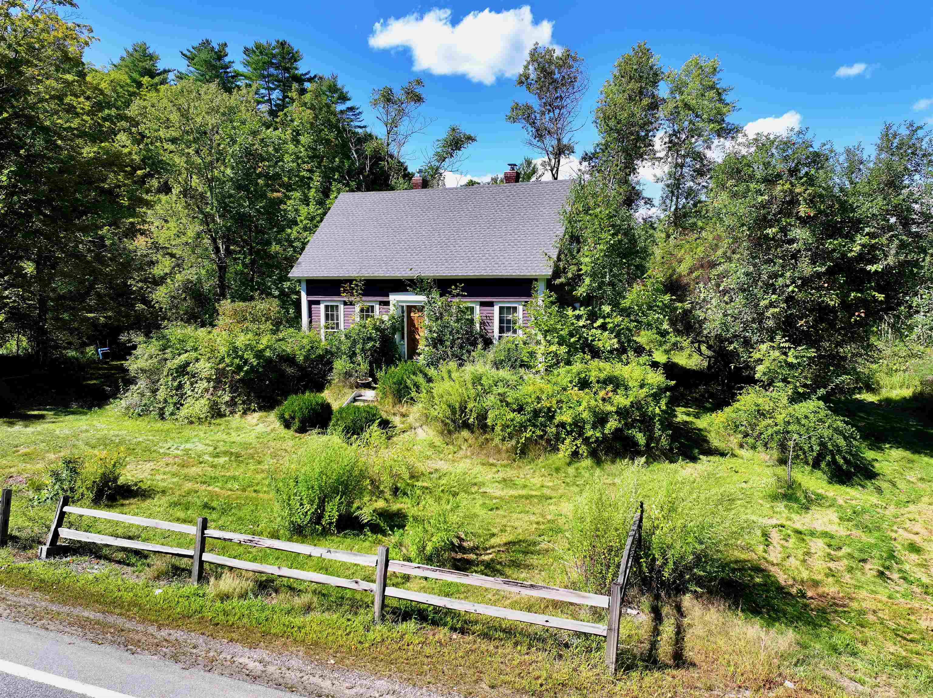 225 Concord Stage Road Weare, NH 03281 - Photo 4 of 47 Gallery Image 4