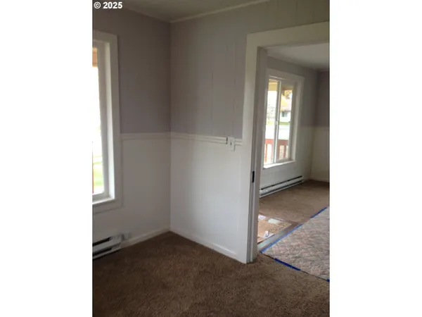 $319,200 | 441 North Street, Vernonia, OR 97064