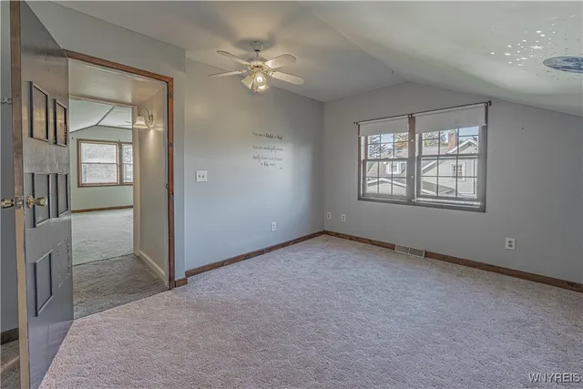 $259,900 | 3708 North Ridge Road, Cambria, NY 14094