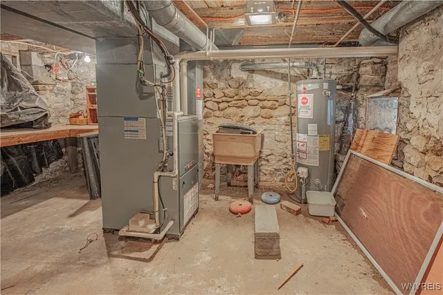 $259,900 | 3708 North Ridge Road, Cambria, NY 14094