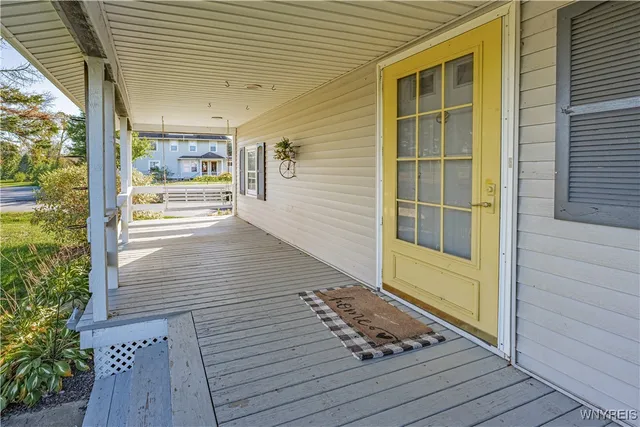 $259,900 | 3708 North Ridge Road, Cambria, NY 14094