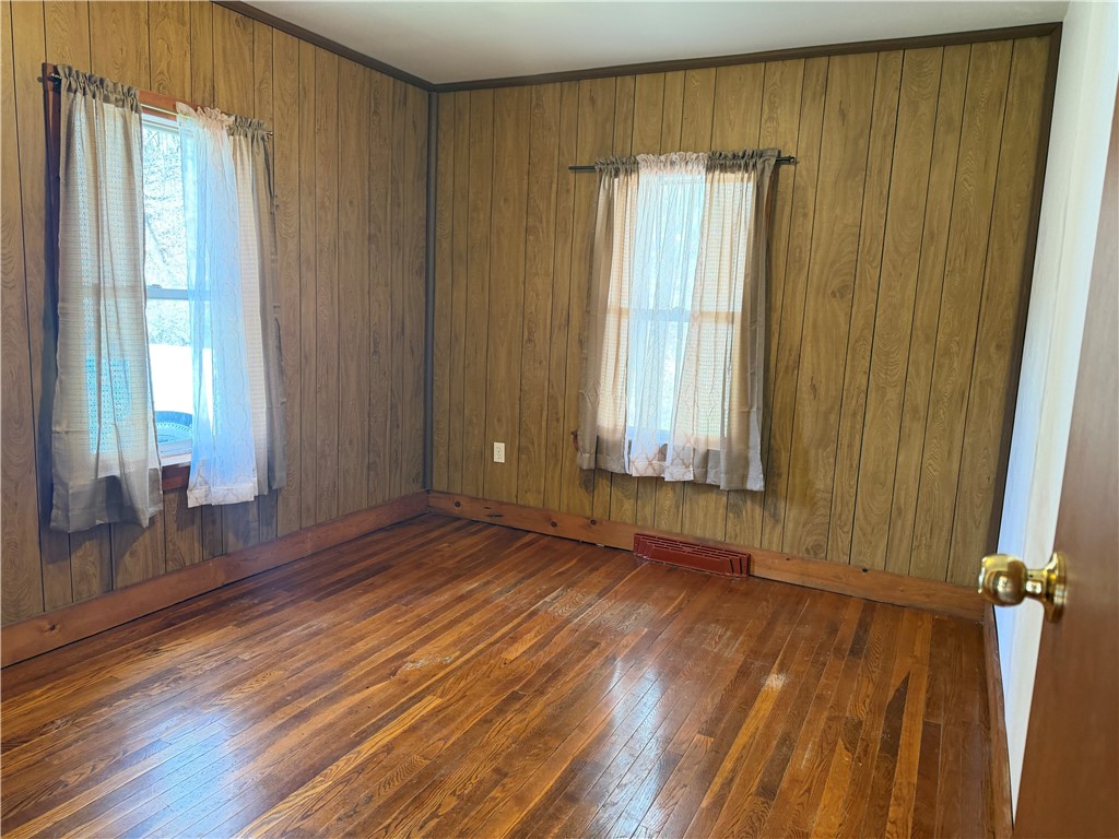 2661 Bailey Creek Road Corning, NY 14830 - Photo 15 of 20