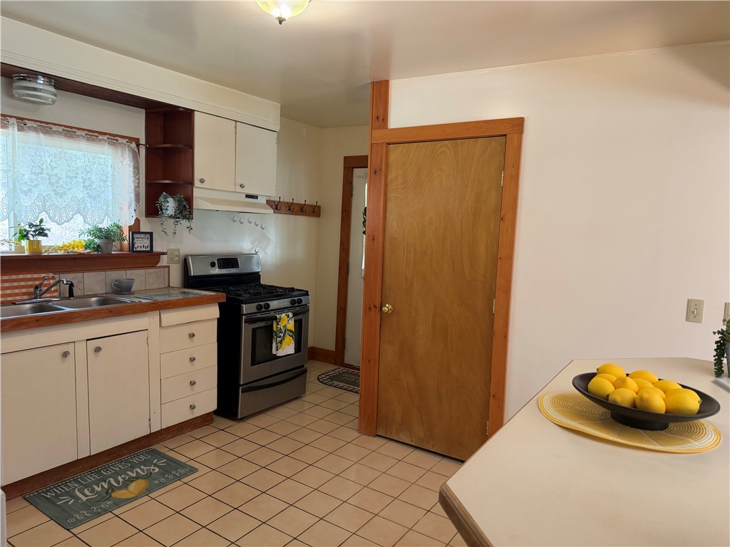 2661 Bailey Creek Road Corning, NY 14830 - Photo 8 of 20