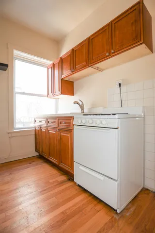 $1,350 | 1250 West Montrose Avenue, Unit 131, Chicago, IL 60640