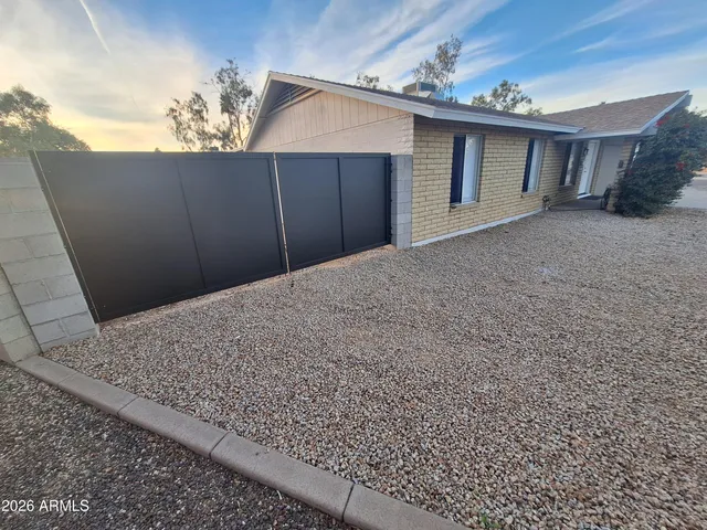 $2,825 | 2839 East Altadena Avenue, Phoenix, AZ 85028