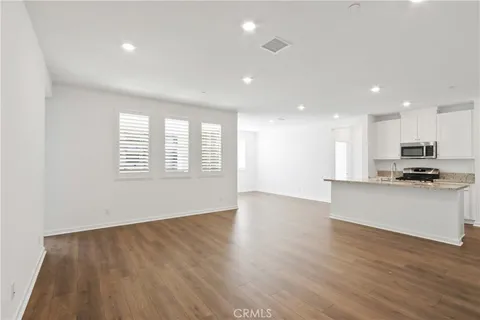 $598,000 | 960 North Tangent Privado, Unit 305, Ontario, CA 91764