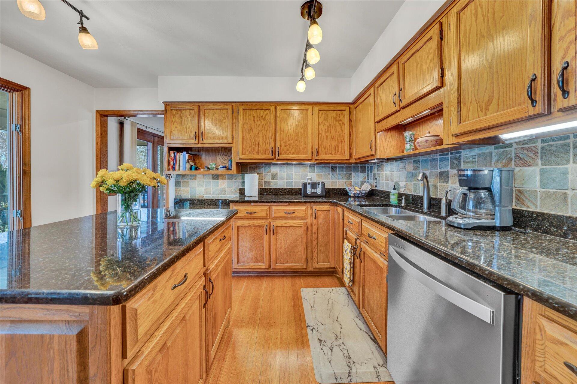 184 Sprinkle Road Fincastle, VA 24090 - Photo 21 of 66 20-DSC00037