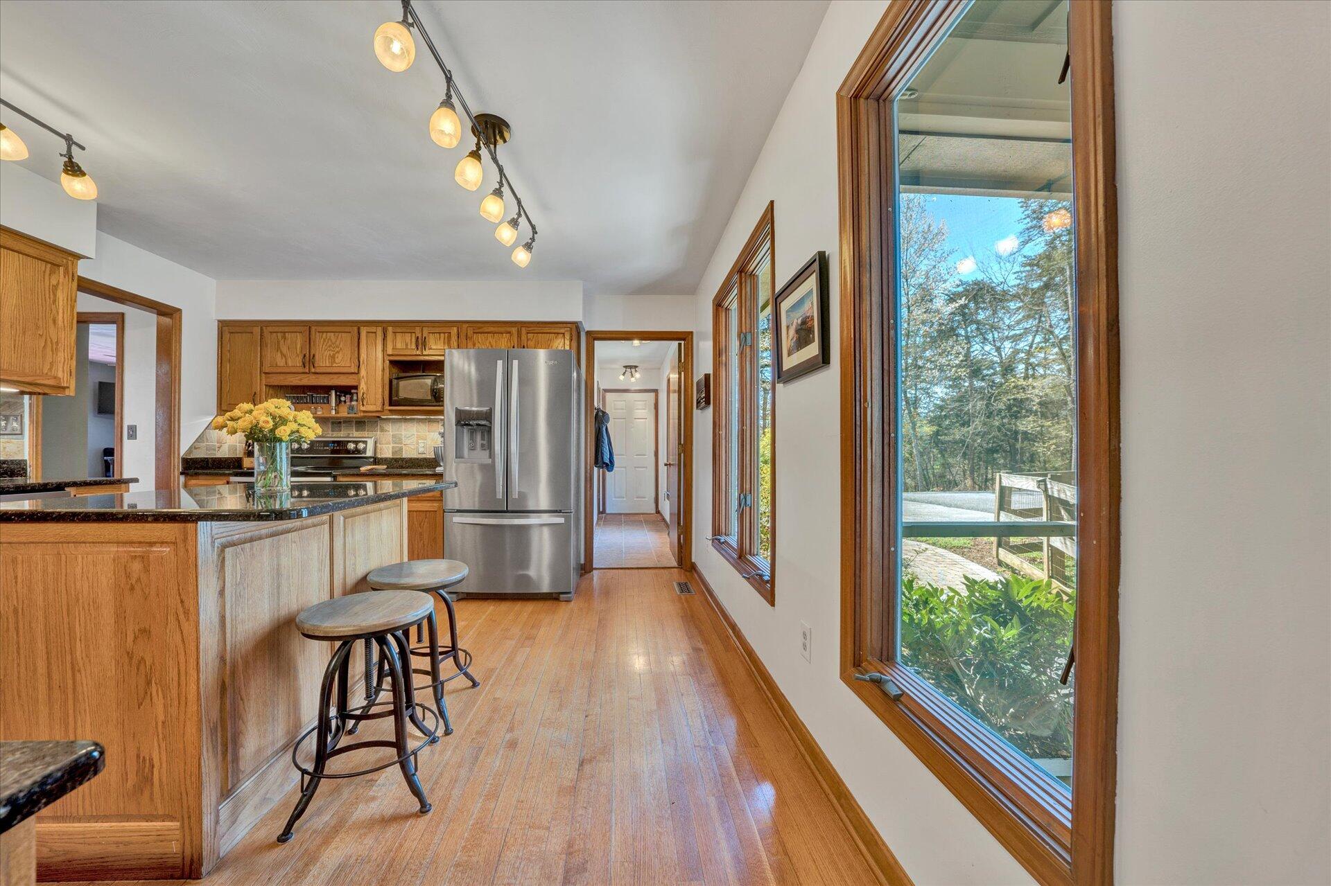 184 Sprinkle Road Fincastle, VA 24090 - Photo 23 of 66 22-DSC00025