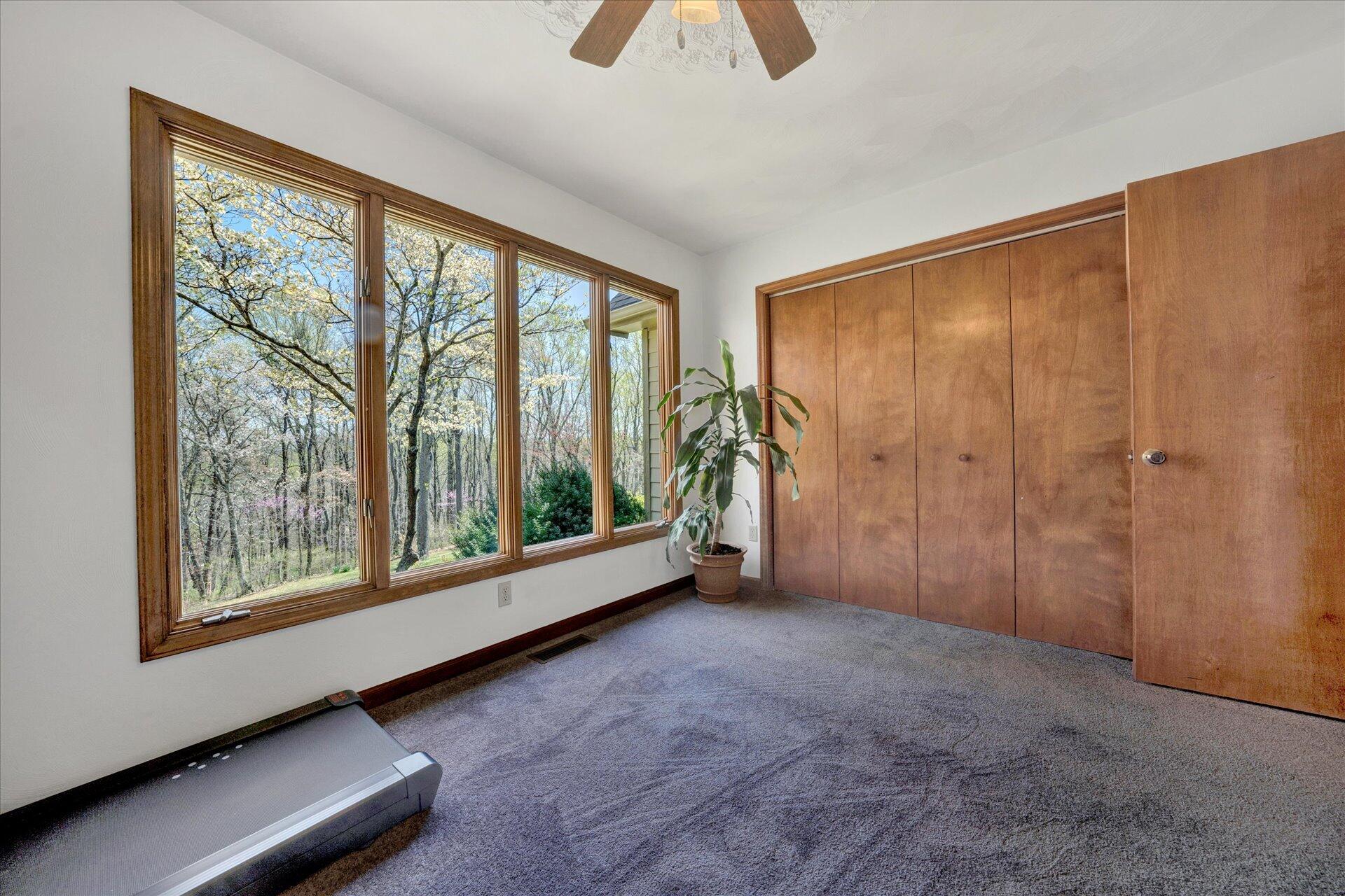 184 Sprinkle Road Fincastle, VA 24090 - Photo 29 of 66 28-DSC00055