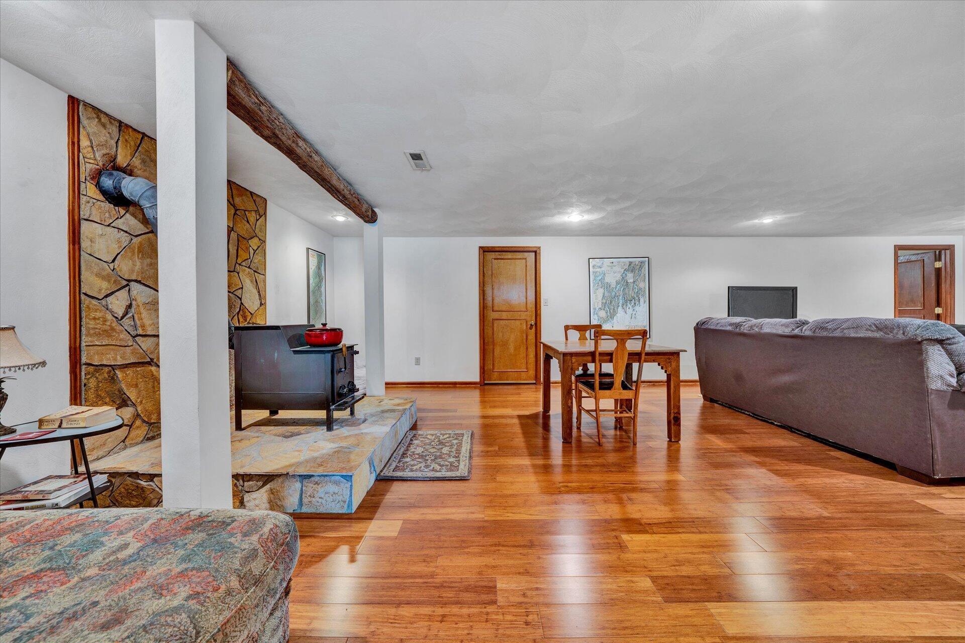 184 Sprinkle Road Fincastle, VA 24090 - Photo 41 of 66 40-DSC00094