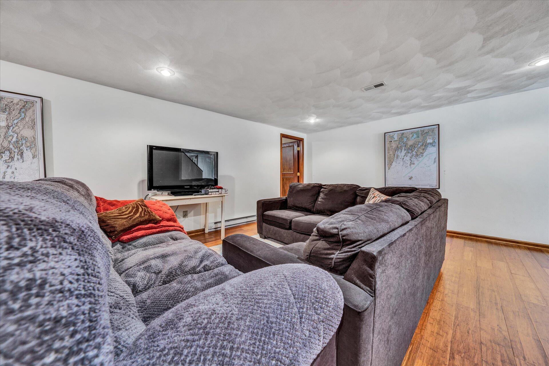 184 Sprinkle Road Fincastle, VA 24090 - Photo 45 of 66 44-DSC00106